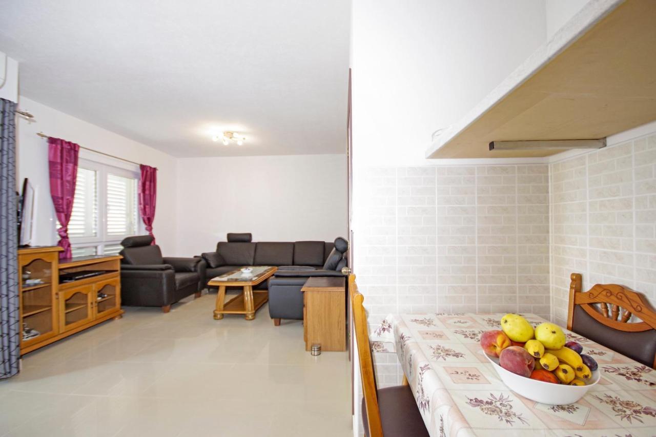 Apartmani Cezar ماكارسكا المظهر الخارجي الصورة